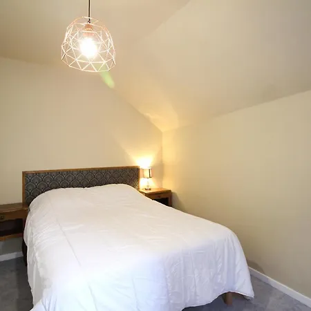 Charmante Maison 100m² Au Centre Du Mont-dore, Patio, Cour, Garage, 6 Pers, Ideale Pour Famille - Fr-1-415-134