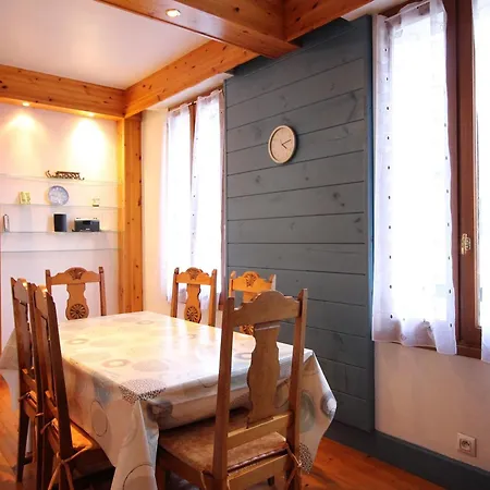 Holiday home Charmante Maison 100m² Au Centre Du Mont-dore, Patio, Cour, Garage, 6 Pers, Ideale Pour Famille - Fr-1-415-134 *